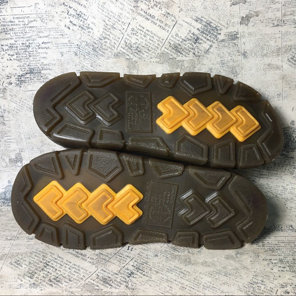 Vintage Dr. Martens Made in England Leather Shoes Original Doc Martens - Picture 10 of 14